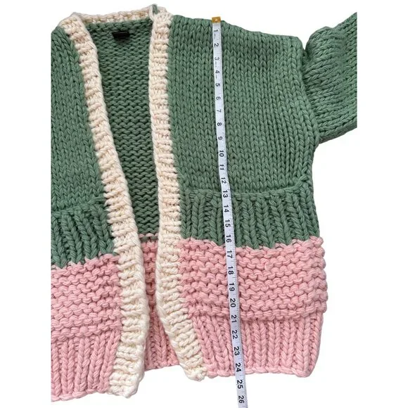 Saachi Anthropologie Bella Cardigan Chunky Sweater Green Pink Pockets One-Size - Picture 8 of 8